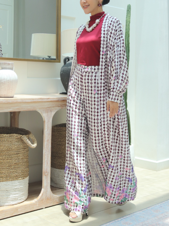 Bhumitala - One Set Outer Moon Orchid Flower Series - Burgundy