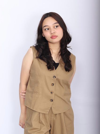 Bhumitala - Jenny Vest One Set